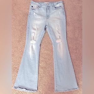 KanCan Light Wash Flares